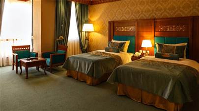 اتاق دو تخته تویین هتل زندیه شیراز